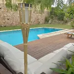公寓 Romantic Modern Private Swimming Pool 5 Min Walk From Centre