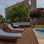 Romantic Modern Private Swimming Pool 5 Min Walk From Centre 巴古尔