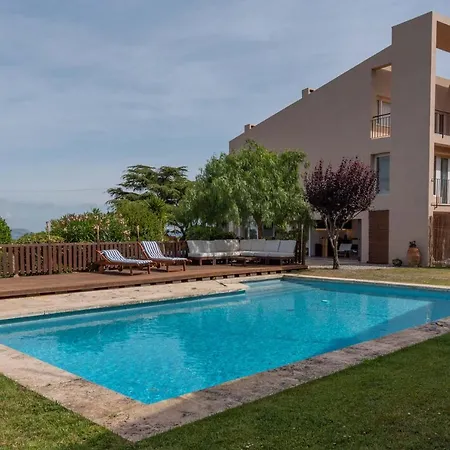 Romantic Modern Private Swimming Pool 5 Min Walk From Centre